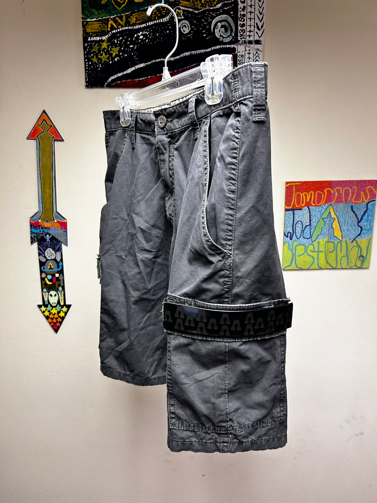Storm Strap Cargo Shorts #004